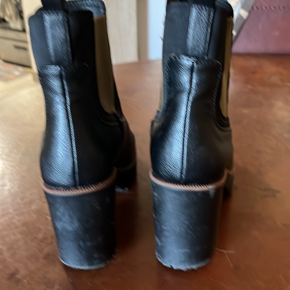 Black Leather Chelsea Ankle Boots - Picture 3 of 4